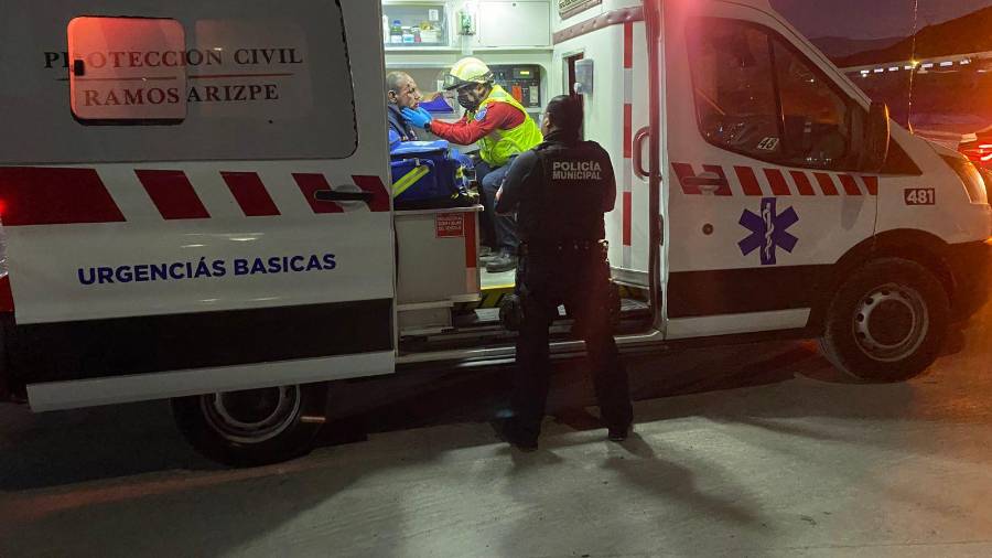 El herido fue trasladado a un hospital para su atención