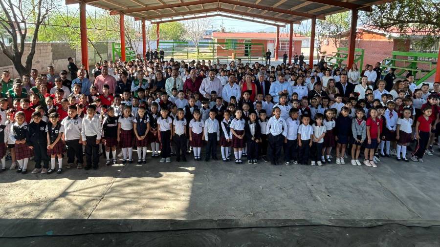 Más de 73 mil alumnos de nivel básico retomaron clases en la Región Centro tras el periodo vacacional de Semana Santa y Pascua.