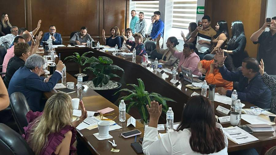 En sesión de Cabildo también se aprobó el Plan de Inversión de Obra Pública 2026.