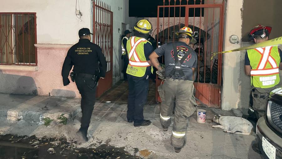 Autoridades ingresaron al lugar para hacer el levantamiento del cuerpo.