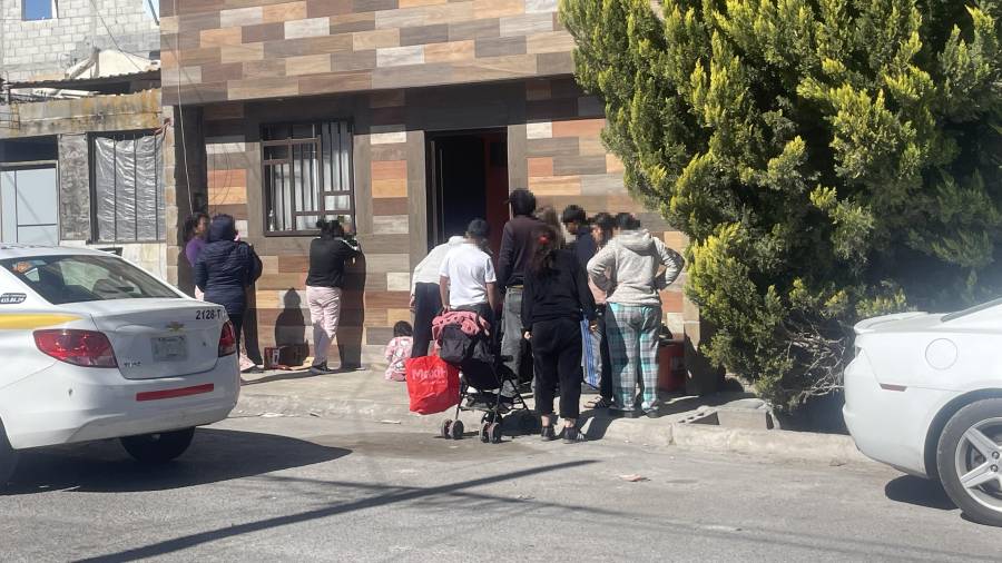 La vivienda ubicada en la colonia Saltillo 2000 fue escenario de la tragedia que conmocionó a familiares y vecinos.