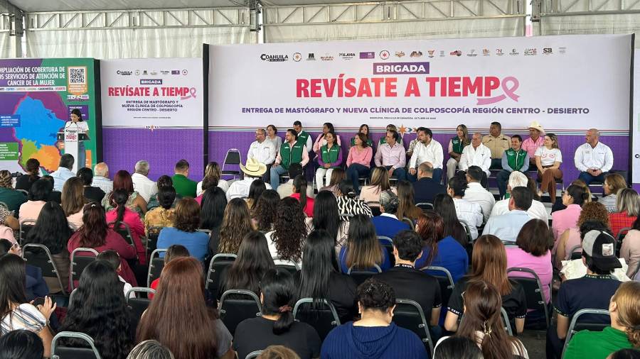 Autoridades estatales y municipales encabezaron la entrega de equipo médico y la apertura de la nueva clínica para la Región Centro-Desierto.