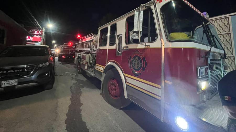 Elementos del cuerpo de bomberos acudió al lugar de los hechos.