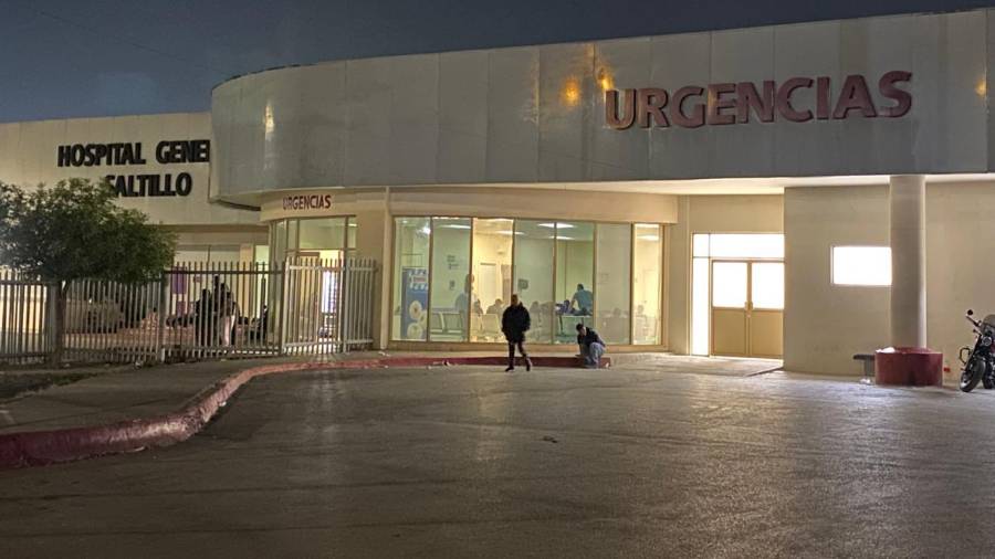 Familiares del lesionado acudieron en su auxilio después de ser alertados por personas que presenciaron la agresión, trasladándolo por sus propios medios para que recibiera atención médica especializada.