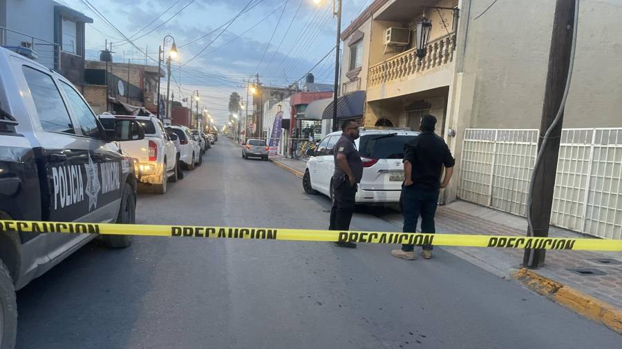 Autoridades llegaron al lugar para tomar conocimiento de los hechos.