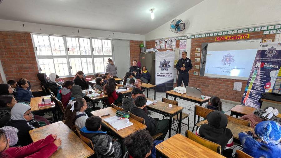 Autoridades municipales anunciaron operativo de vialidad para el regreso a clases en Ramos Arizpe.