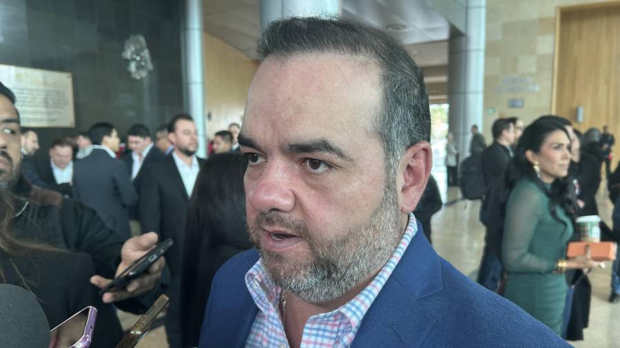 Eduardo Campos, gerente general del SIMAS Monclova–Frontera, informó que el organismo superó la meta de inversión prevista para 2025 y anunció nuevas obras de agua y drenaje.