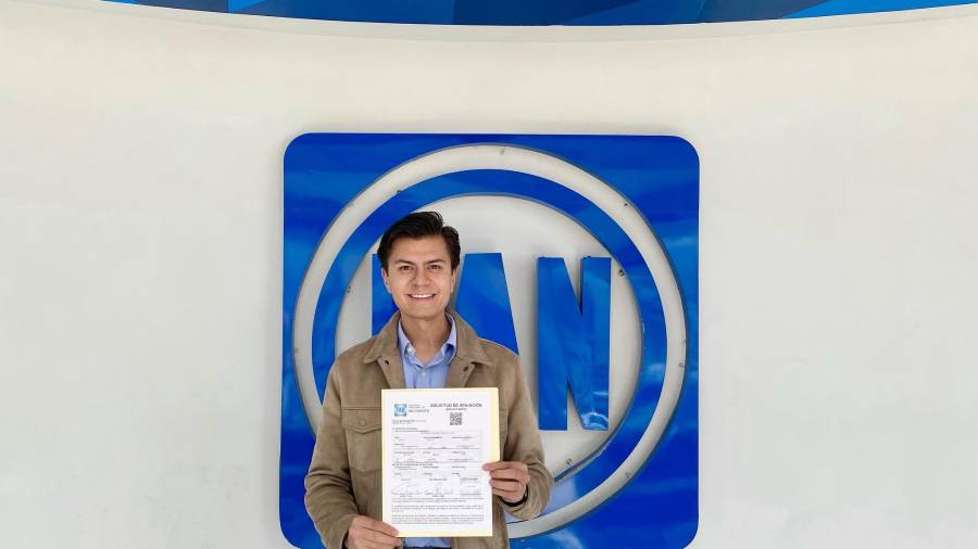 Javier Albarrán, militante del PAN en el municipio de Metepec, Estado de México, de manera no oficial sugirió en redes sociales que en México debería aplicarse el voto por casa o familia.