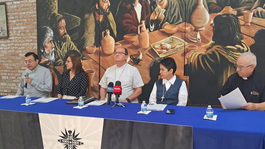 Durante la presentación de las actividades, autoridades eclesiásticas destacaron que la celebración busca fortalecer el sentido de pertenencia de las comunidades católicas y reflexionar sobre el camino recorrido desde la creación de la diócesis.