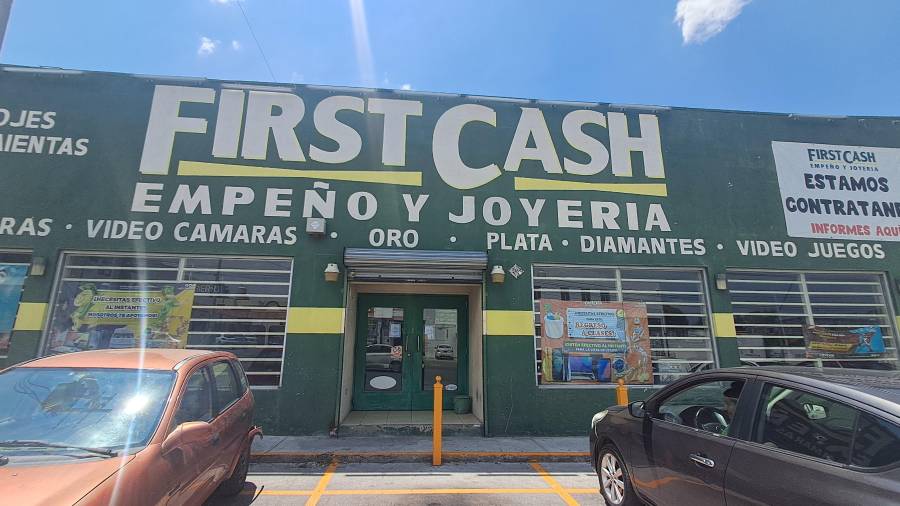 En First Cash, trabajadores señalaron que el movimiento previo al regreso a clases se mantiene por debajo del observado en años anteriores.