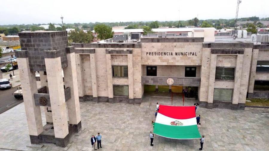 Edificio de Presidencia de Piedras Negras, municipio con más investigaciones iniciadas contra sus funcionarios (493) por presuntas faltas administrativas en 2024.