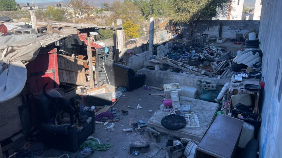 El domicilio quedó con severos daños tras el incendio registrado en la colonia Vista Hermosa.