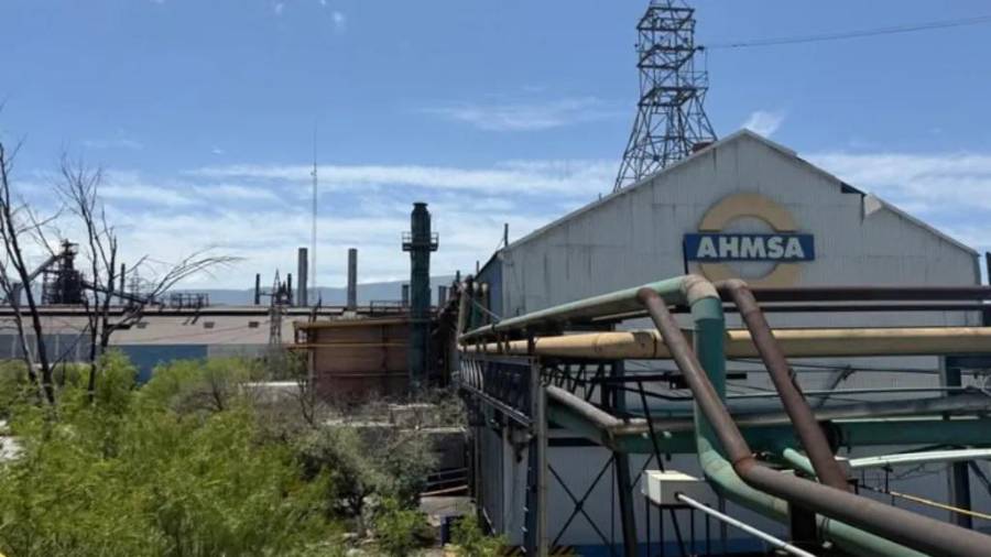 Instalaciones de AHMSA, símbolo de una crisis industrial que se prolonga desde hace años.