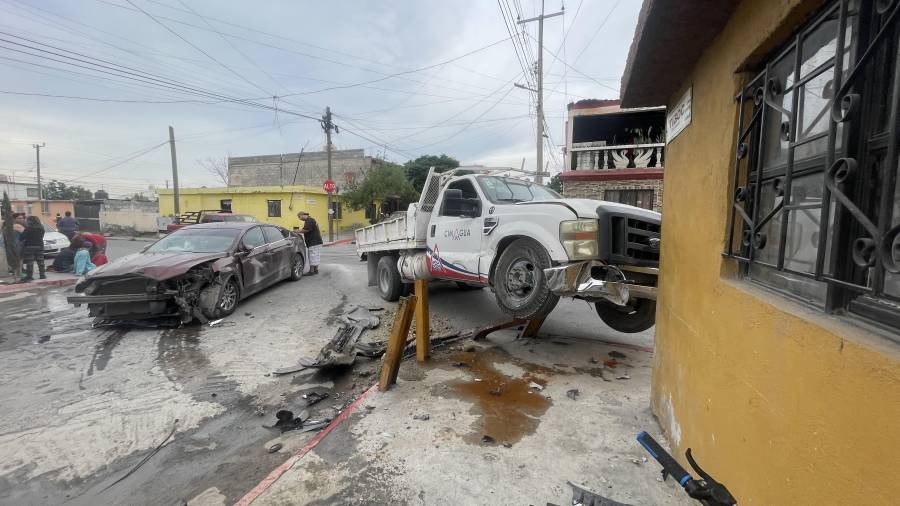 El accidente provocó también el cierre de las calles.