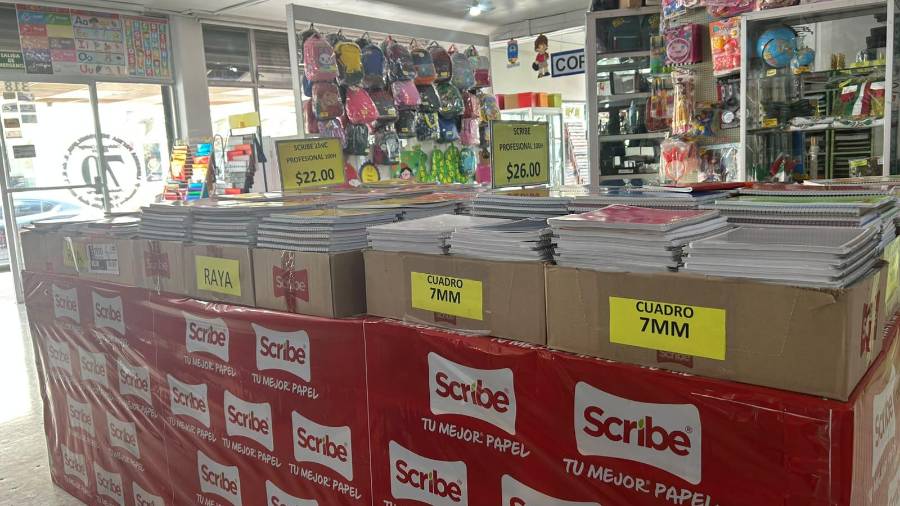 Las ventas en papelerías de Monclova aumentaron entre 30 y 40 por ciento por el inicio de la temporada de regreso a clases.