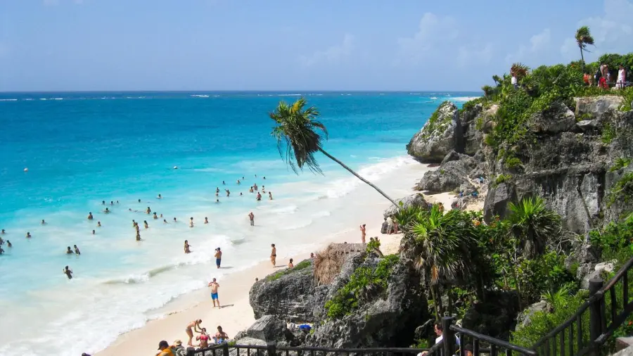 Tulum se posicionó en el segundo lugar de toda América gracias a sus playas de arena blanca y su combinación única de historia, selva y mar Caribe.