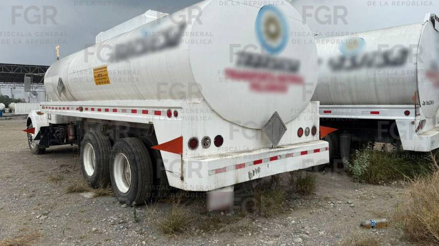 Dos cateos en Nuevo León culminaron en el decomiso de 170 mil litros de hidrocarburo, informó la Fiscalía General de la República
