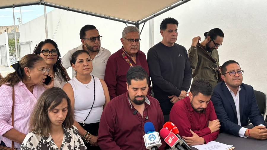 Dirigentes de Morena en Coahuila denunciaron presuntas prácticas de compra de votos mediante códigos QR y anunciaron acciones legales ante autoridades electorales y judiciales.