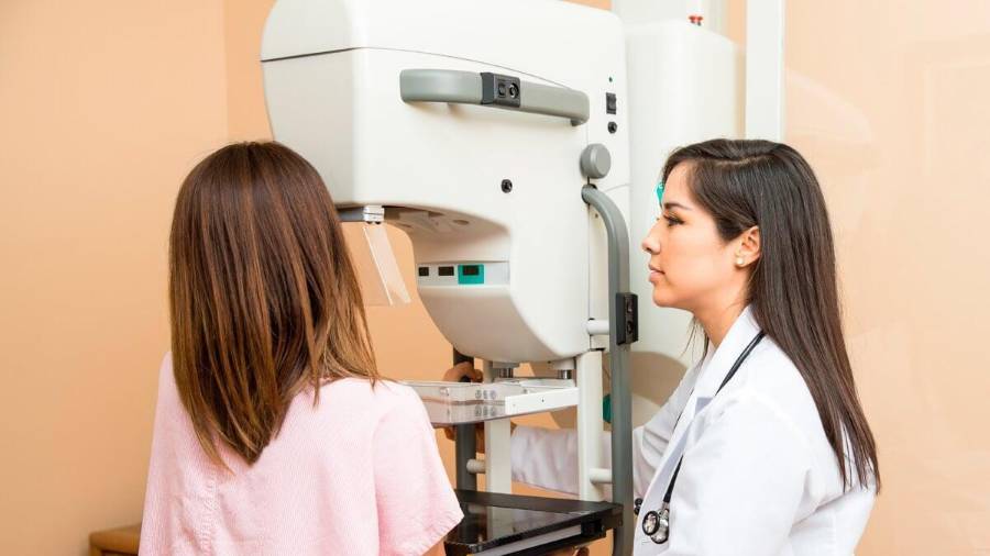 La Brigada Rosa ofrecerá mastografías y pruebas de Papanicolaou para promover la detección oportuna del cáncer de mama.