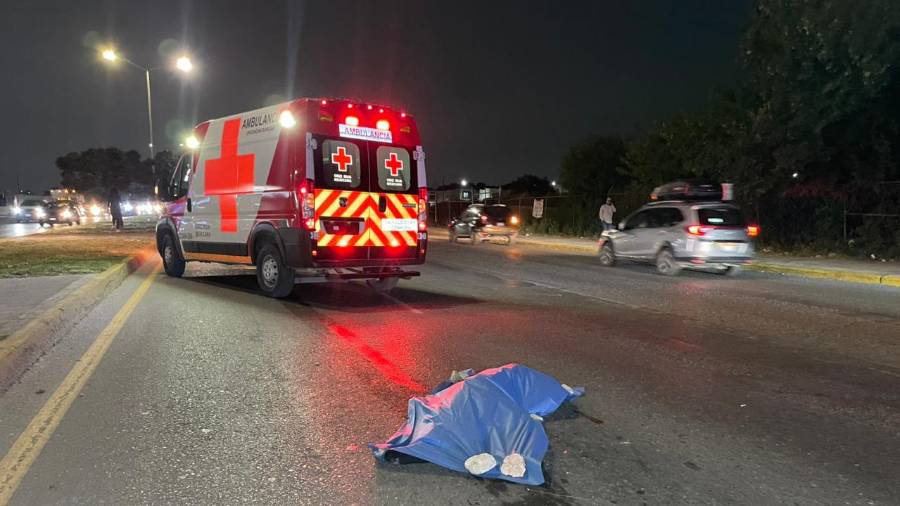 El fallecimiento de un hombre en el bulevar Emilio Arizpe de la Maza, llevó a señalar los riesgos por la alta velocidad y falta de condiciones seguras para peatones en la zona.