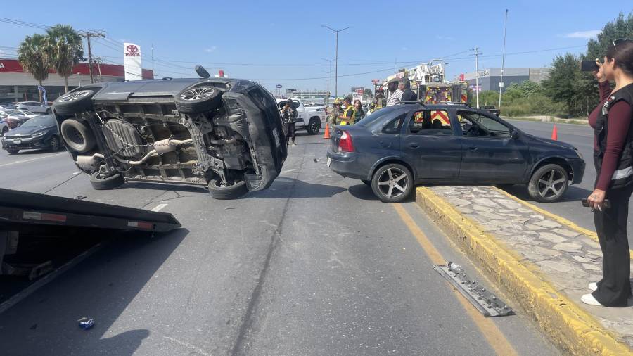Autoridades municipales acudieron al lugar para atender la situación.