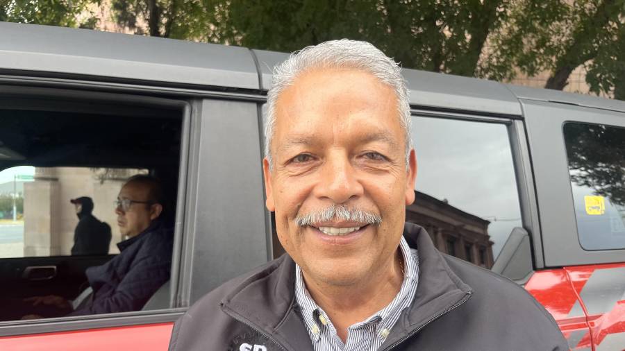 Tereso Medina indicó que los paros que hagan las empresas de esta región de Coahuila, serán de forma gradual o escalonados. FOTO: