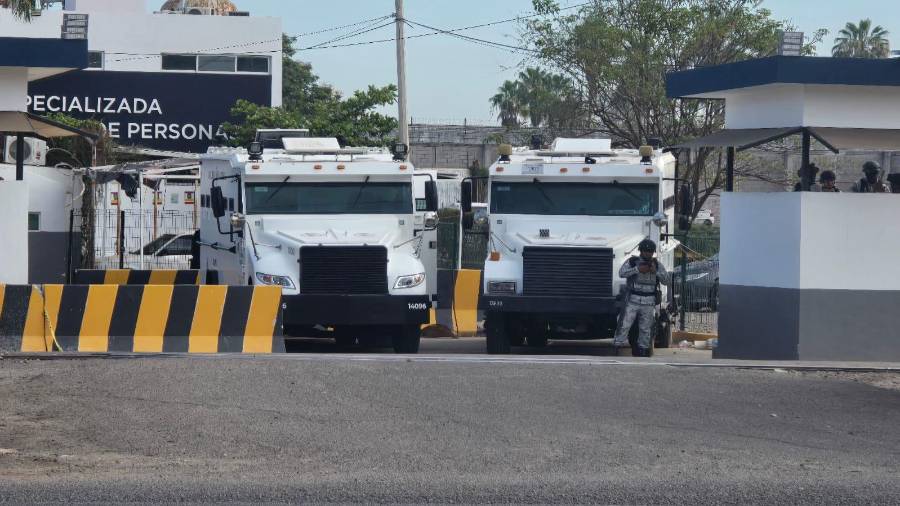 Una riña al interior del penal de Aguaruto en Culiacán, dejó como saldo varios internos muertos y otros más heridos; según la Secretaría de Seguridad Pública (SSP) de Sinaloa.
