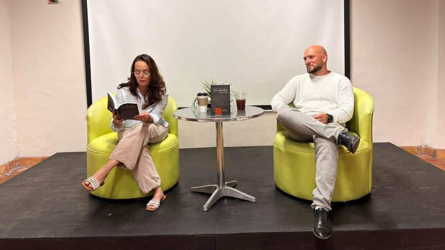 El empresario canadiense, Philip Goyer, presentó su libro “Reescribiendo la riqueza”, en la Librería Carlos Monsiváis.