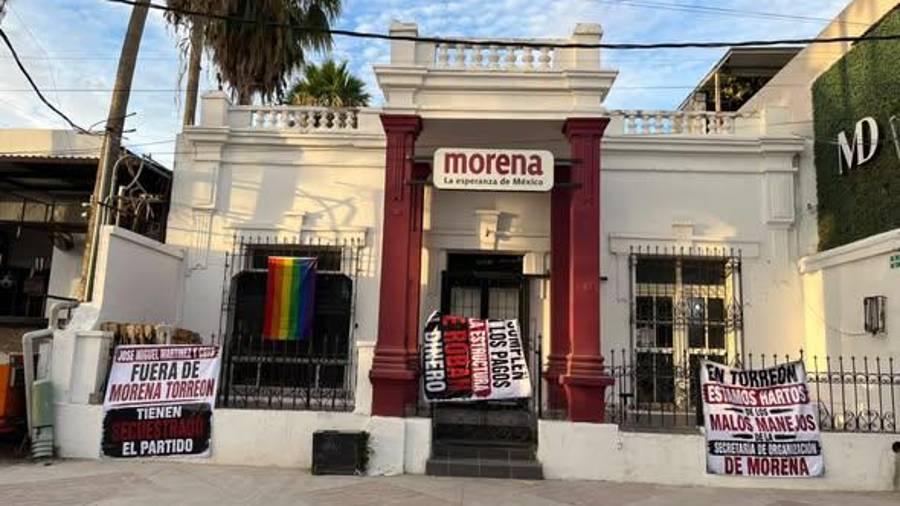 Los manifestantes solicitaron la intervención de la dirigencia nacional y una revisión a la operación interna del partido en Coahuila.