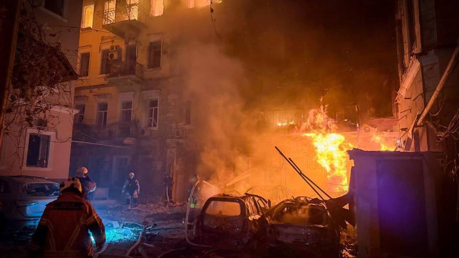 Restos de drones ucranianos también cayeron sobre dos empresas y una casa particular en la ciudad rusa de Novorossiysk, dijo el domingo el alcalde Andrey Kravchenko.