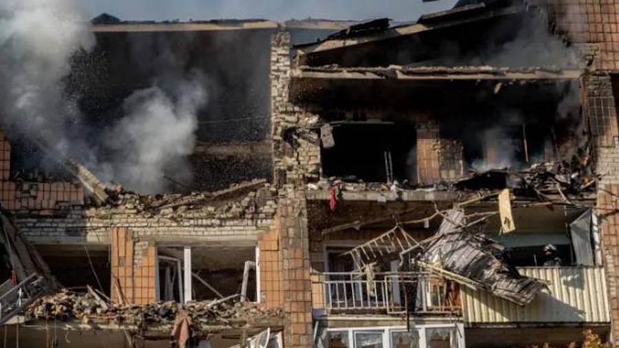Zelensky afirmó que el ataque a Járkov era prueba de que a Putin no le importa el llamamiento de Trump al alto al fuego.