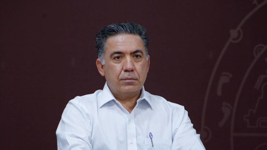 Inzunza ha sido señalado por el Departamento de Justicia de Estados Unidos por presuntos nexos con el Cártel de Sinaloa.