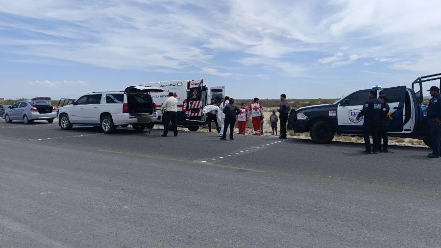 El menor sufrió una emergencia médica mientras se encontraba en la escuela del ejido El Mimbre. La carretera Paila-Parras fue el lugar donde se confirmó su fallecimiento.