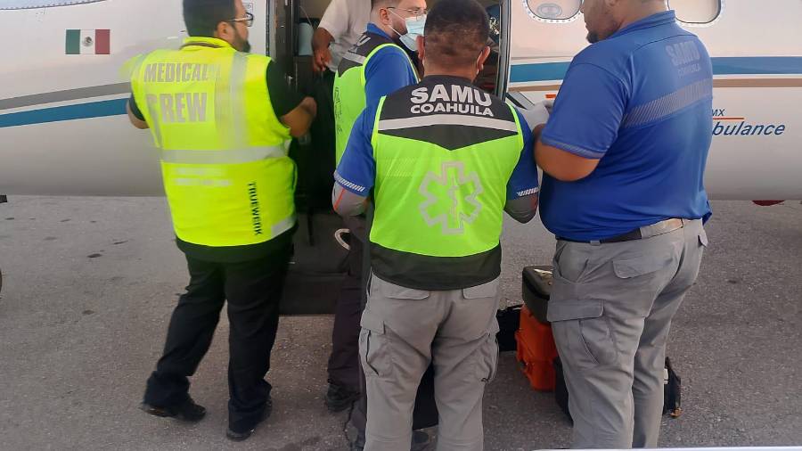 La paciente presentaba 28 por ciento de superficie corporal quemada, lo que requería atención médica especializada.