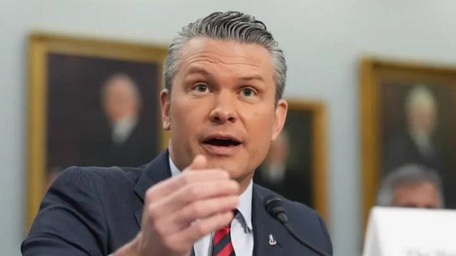 Durante la audiencia, que duró aproximadamente dos horas, el secretario de Guerra, Pete Hegseth, escuchó quejas bipartidistas sobre el hecho de que el Pentágono no ha sido más transparente.