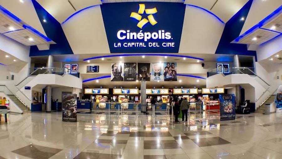Tres empleados de Cinépolis Plaza Patio están acusados de un fraude por más de 2 millones de pesos.