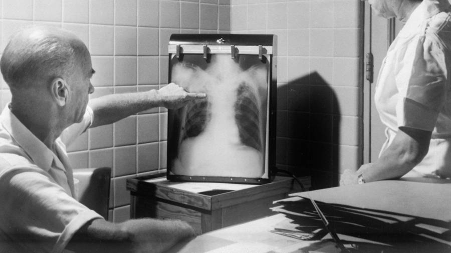 Autoridades de la Jurisdicción Sanitaria 01 reiteraron el llamado a la población a no minimizar la tos persistente y acudir a realizarse la prueba de tuberculosis, una enfermedad curable si se detecta a tiempo.