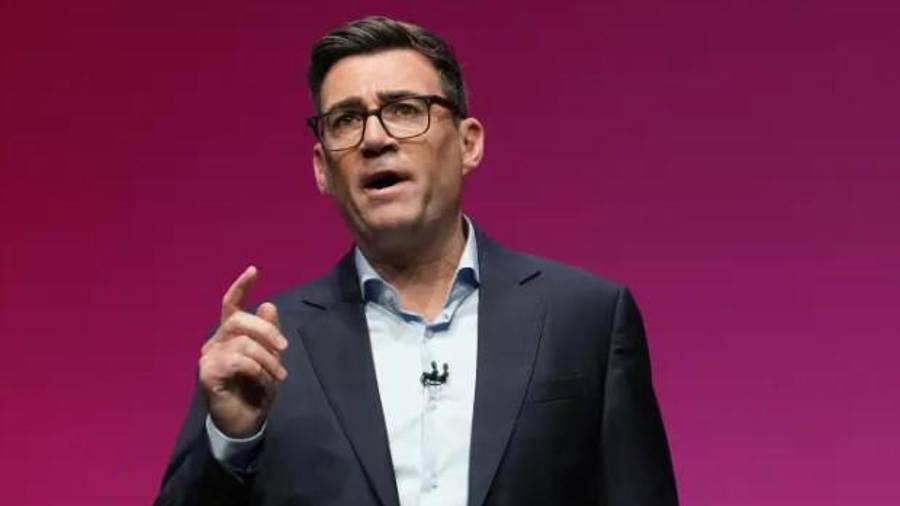 El primer ministro británico, Andy Burnham, pronuncia su discurso de líder durante la conferencia del Partido Laborista en Liverpool, Inglaterra, el 29 de septiembre de 2026.