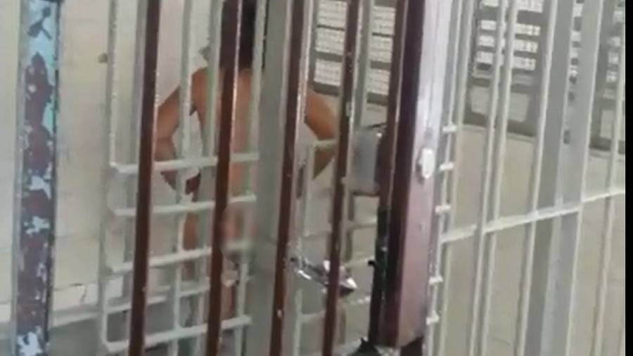 Red de Mujeres de La Laguna pide no compartir videos de 'mujer de la tanga' en Torreón