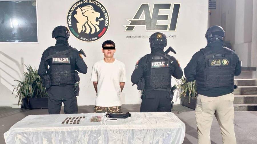 Joven de 19 años y menor de edad son detenidos por posesión de sustancias ilegales