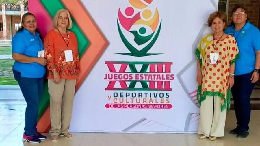 La delegación sabinense brilló en la justa estatal celebrada en Torreón, destacando en las disciplinas de joyería, cartonería, tejido y bordado. FOTOS: CORTESÍA