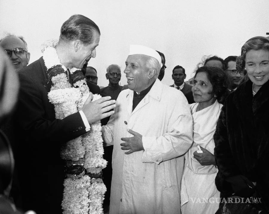 $!Resumen en imágenes de la vida del Principe Felipe, esposo de la reina Isabel II