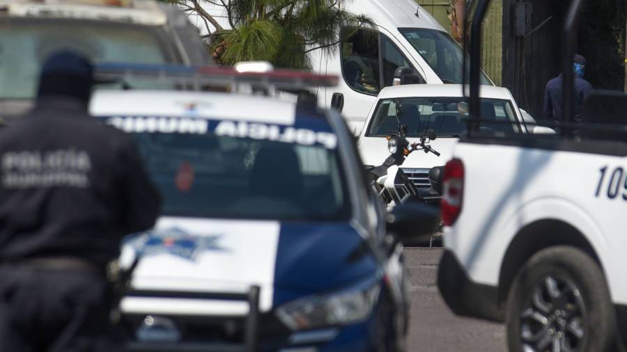 28.8% de policías municipales en México percibe un sueldo mensual de entre 10 mil y 15 mil pesos.