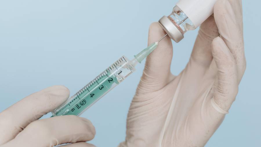 Las muertes del enfermero argentino Eduardo Betancourt, de 44 años, y el anestesiólogo Alejandro Zalazar, de 29 años, ha reavivado las alarmas ante el uso de potentes fármacos.