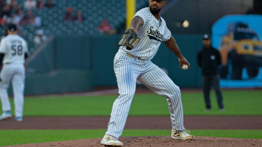 Los Giants de San Francisco derrotaron 10-2 a los Sultanes de Monterrey en el primero de dos juegos de exhibición en el Oracle Park.