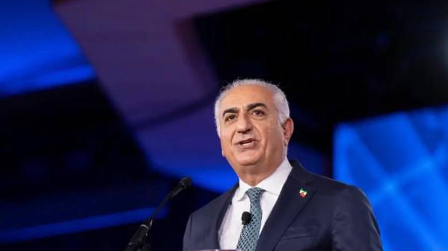 El príncipe heredero iraní en el exilio, Reza Pahlavi, hizo un llamamiento a los iraníes para que derroquen a su debilitado gobierno tras 40 días de guerra.