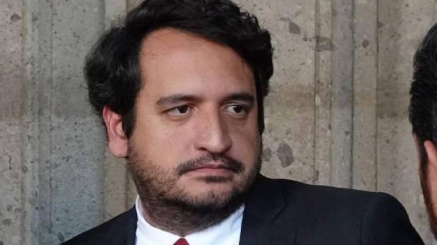 Alrededor de Andrés Manuel “Andy” López Beltrán, aspirante a diputado federal por Tabasco e hijo del expresidente Andrés Manuel López Obrador (AMLO), se extiende un ecosistema de conexiones integrado por familiares, políticos, funcionarios, empresarios y amigos que han ocupado cargos o participado en negocios y contratos gubernamentales.
