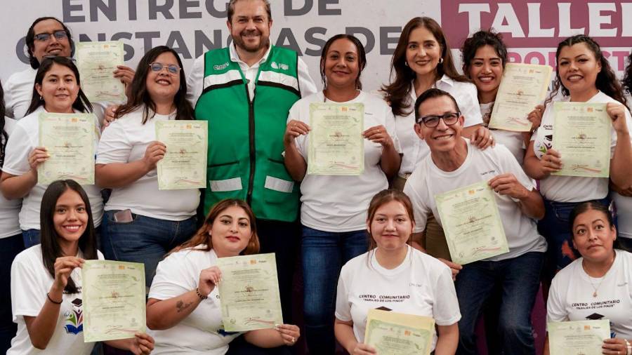 El programa ‘Preparatoria Mujeres Echadas Pa’ Delante’ apoyó a 543 mujeres para concluir o continuar estudios.