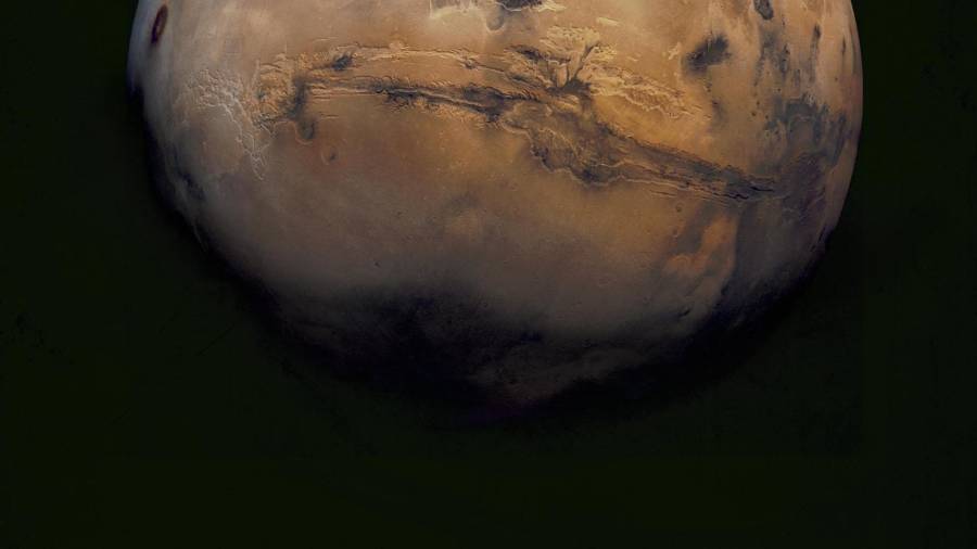 El estudio ubica que el nivel más alto del agua en Marte fue hace unos tres mil millones de años.