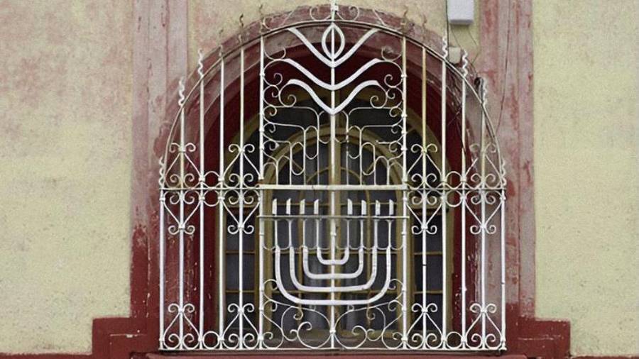 Investigadores indagan en el patrimonio sefardí de las ventanas del centro de Saltillo